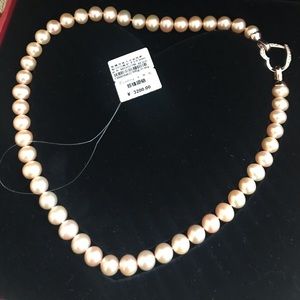 Cardiny Pearl Necklace